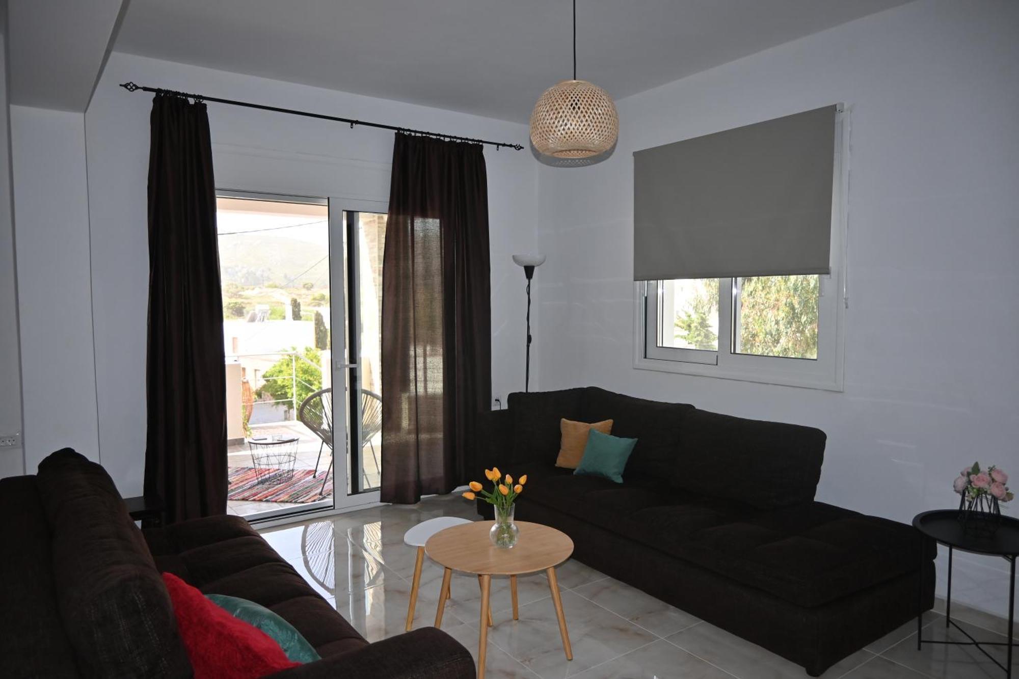 Mika's B Luxury House Near Faliraki Apartament