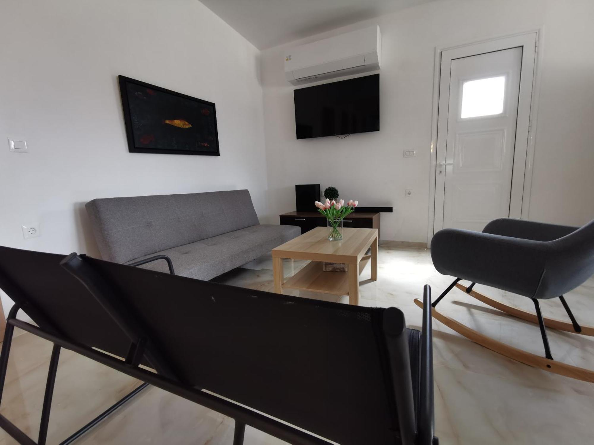Mika's B Luxury House Near Faliraki Apartament