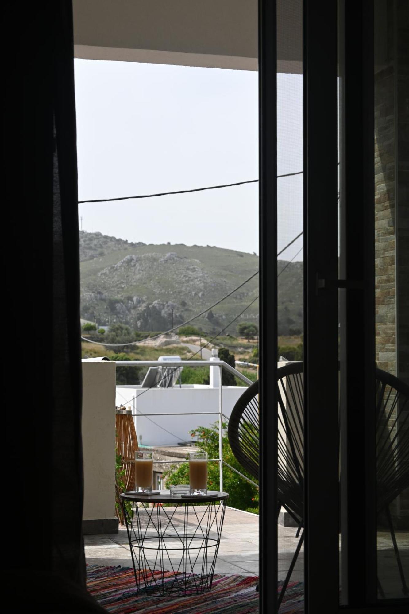 Mika's B Luxury House Near Faliraki *