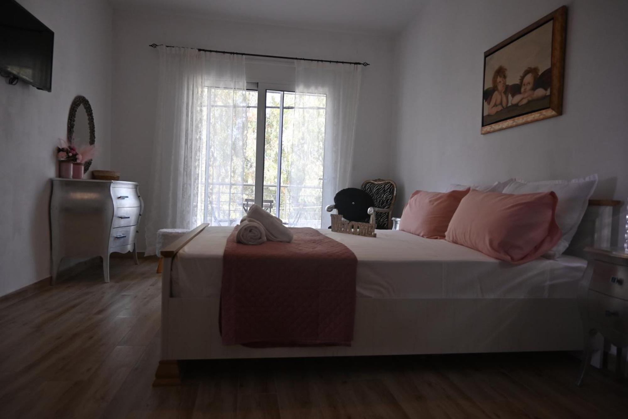 Mika's B Luxury House Near Faliraki Kalithies