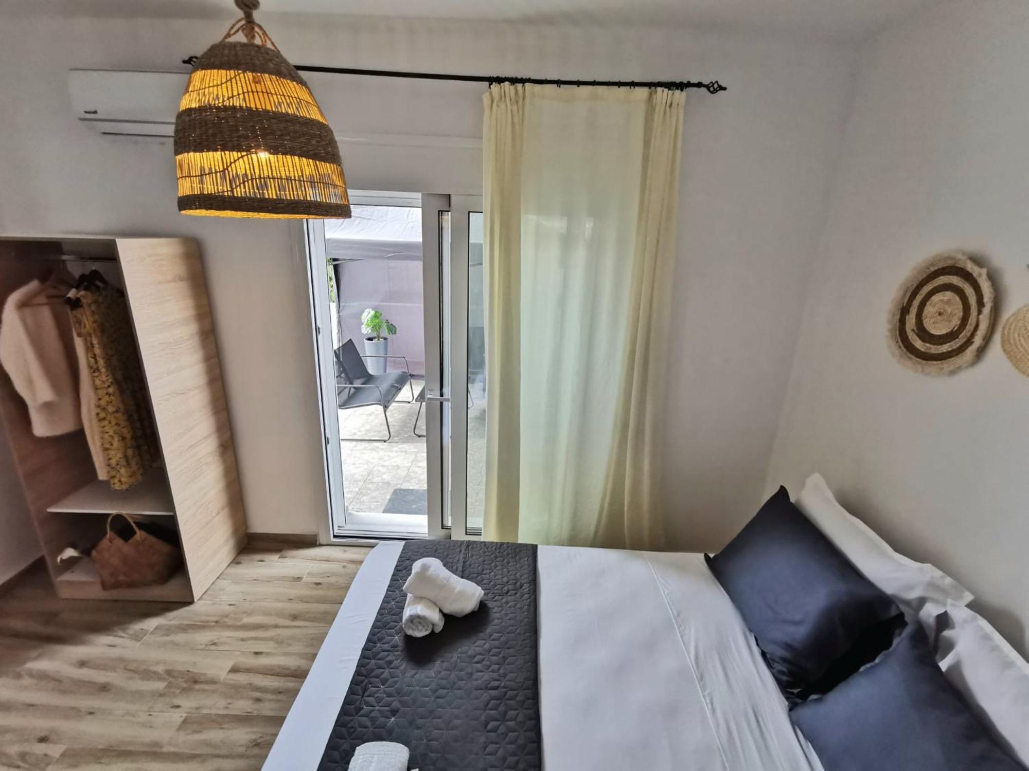 Mika's B Luxury House Near Faliraki Apartment *